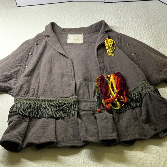 ⭐️Adorned Crown textile gauzy FREE embroidered tassel waist jacket size sm - Picture 10 of 13